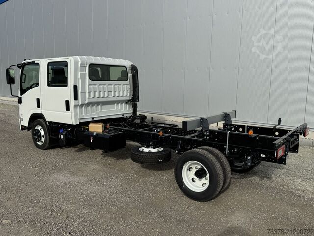 Other ISUZU M30 M DOKA 7-Sitzer  5.2 l 190 PS Radst. 4.475