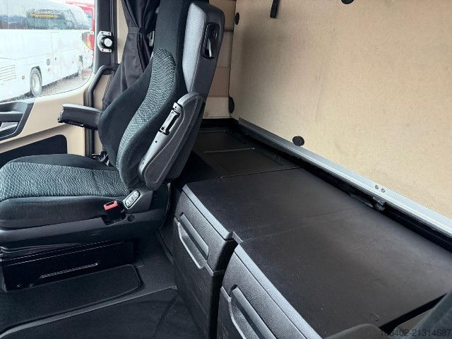 Standard SZM Mercedes-Benz Actros 18.45 BIG SPACE