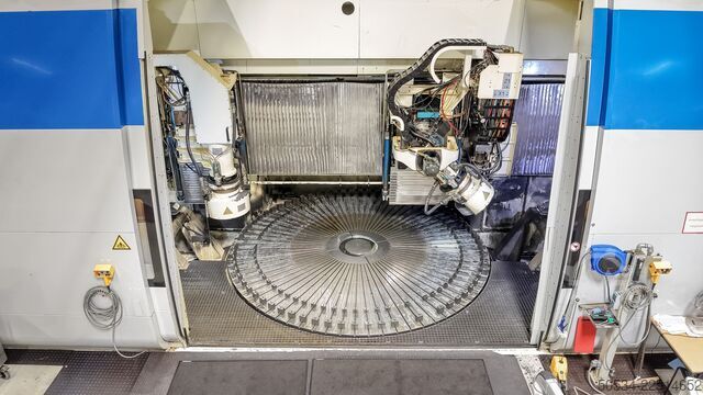 Vertikales CNC-Präzisions-Schleifzentrum KMT LIDKÖPPING VGG 4000