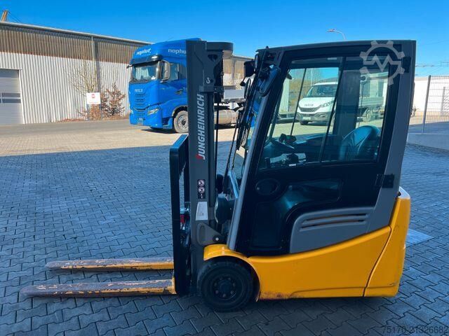 Gabelstapler Jungheinrich EFG 215 / Triplex: 4.25m! / SS / nur 995h! Waage