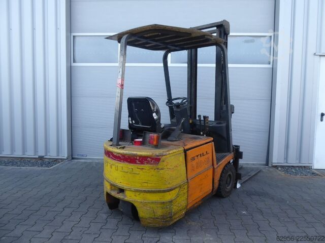 Elektro 4 Rad-Stapler Still R50-15