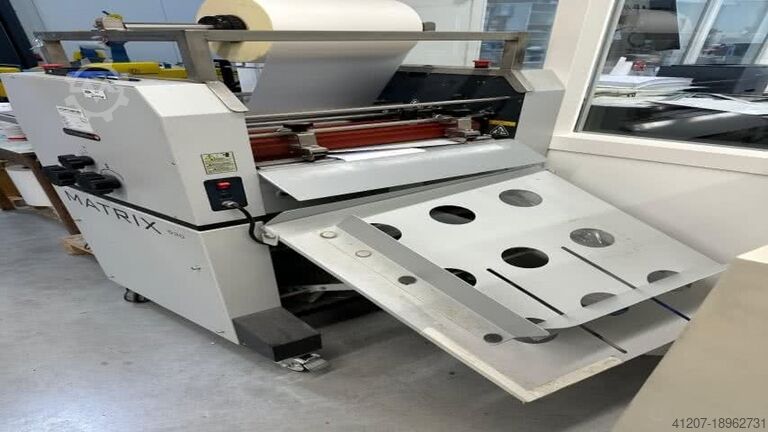 Verschiedene Matrix 530 Laminator