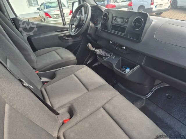 Kastenwagen hoch MERCEDES-BENZ Sprinter Kasten 314 CDI*Regale *