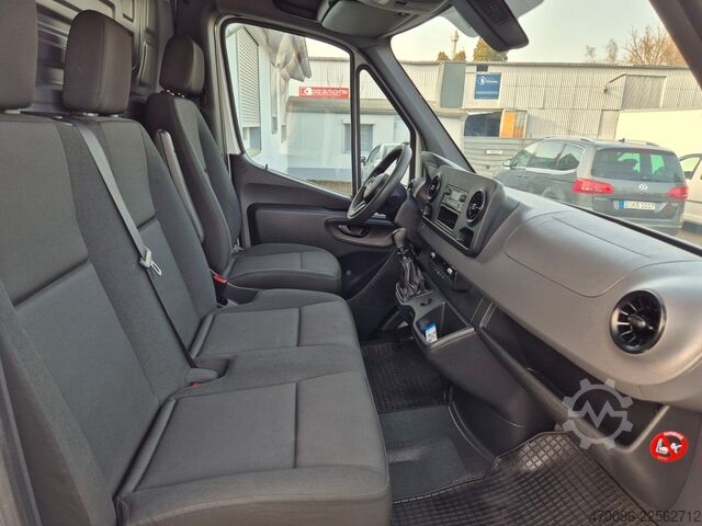 Kastenwagen hoch MERCEDES-BENZ Sprinter 314 Kasten L2/H2*3 Sitzer*Klima*Regale*