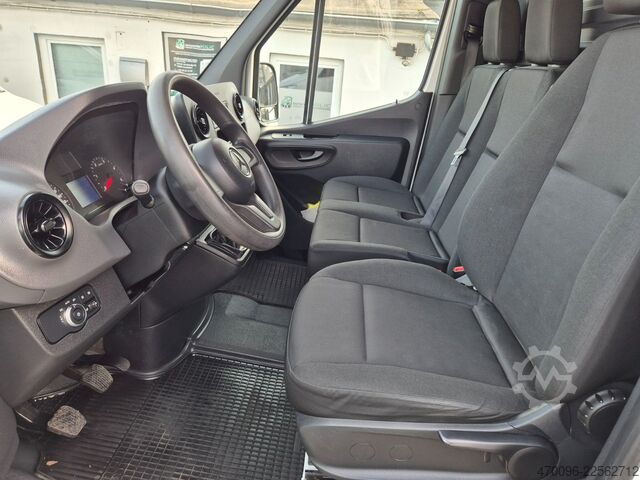 Kastenwagen hoch MERCEDES-BENZ Sprinter 314 Kasten L2/H2*3 Sitzer*Klima*Regale*