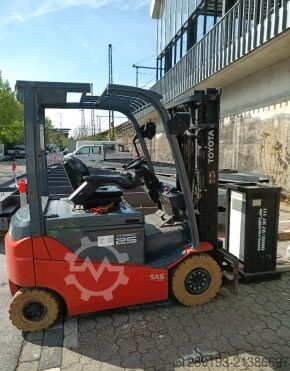 Forklift Toyota traigo 8FBMKT25