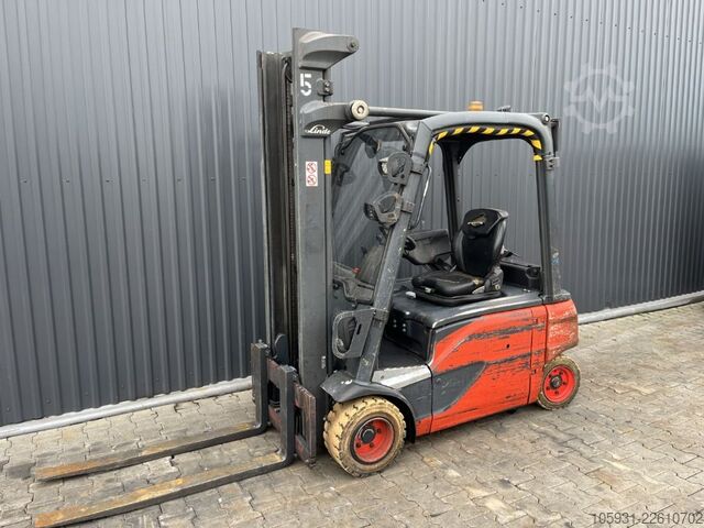 Electric 4-wheel forklift Linde E20PL-02