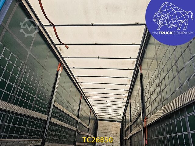 Sliding tarpaulins Schmitz Cargobull 
