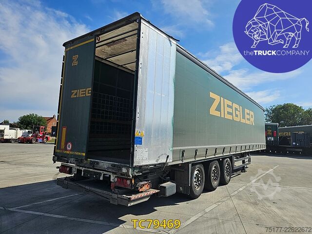Sliding tarpaulins Schmitz Cargobull 