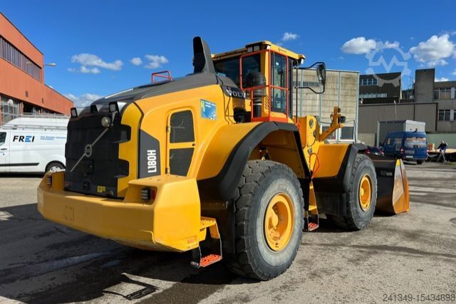 Other VOLVO L180H