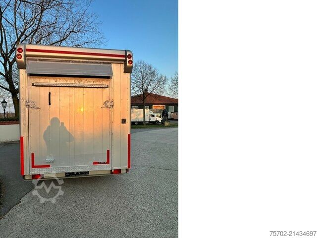 Van  Steinsberger 3-Pferdeanhänger