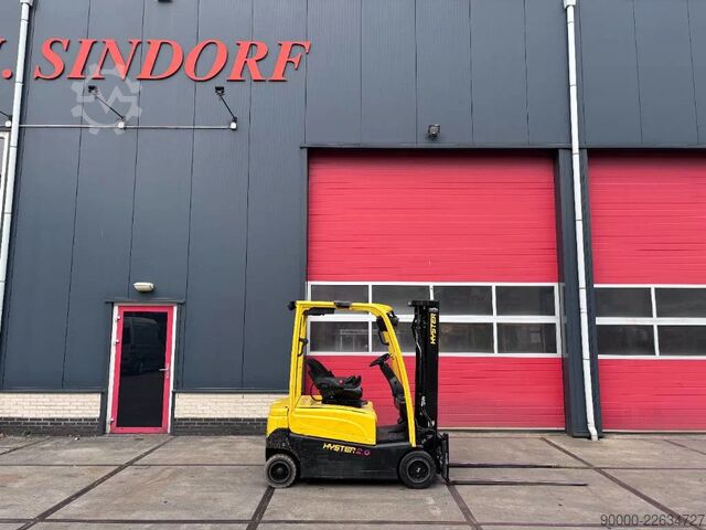 Gabelstapler Hyster J2.0 XN LWB 2000 kg triplo/sideshift/ spreader