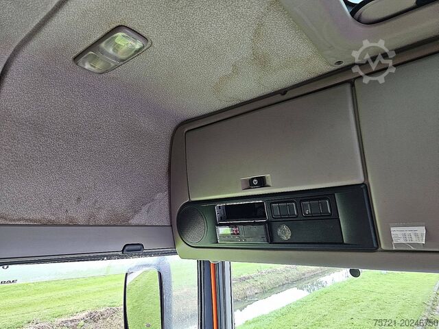 Standard-SZM DAF XF 440 SPACECAB MANUAL