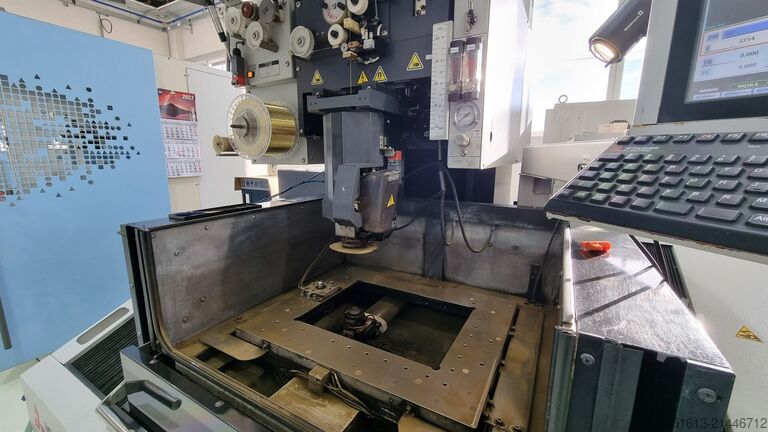 Wire eroding machine Mitsubishi MV1200R