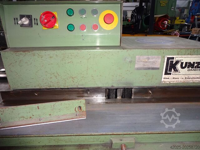 Brush deburring machine - sheet metal edges KUNZ Boschert