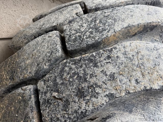 Radlader LIEBHERR L580 Radlader