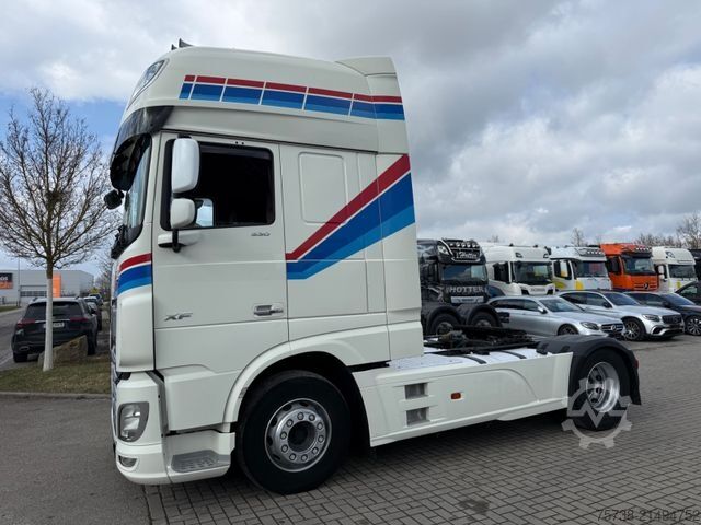 Standard tractor unit DAF XF 530 SSC/Intarder/Kipphydraulik/EURO6 D/Leder