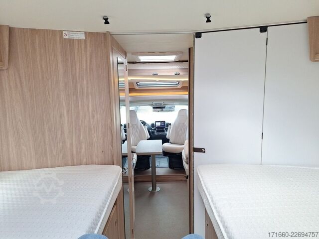 Teilintegriertes Wohnmobil BÜRSTNER Limited T 727 G