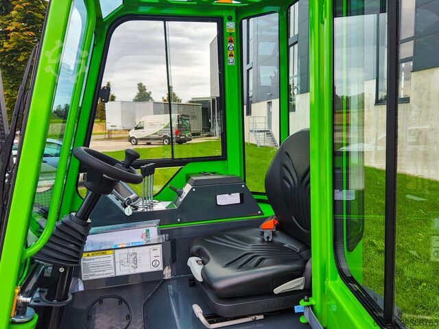 4-Wege Stapler Combilift CBE 3000