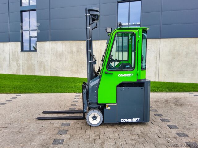 4-way forklift Combilift CBE 3000
