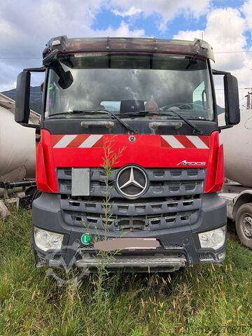 Kipper LKW MERCEDES-BENZ Arocs 4142 Kipper 8x6 2021
