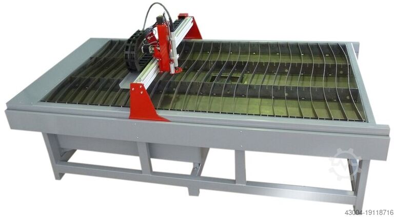 CNC Plasma-Schneidanlage PlasmaCut 3015