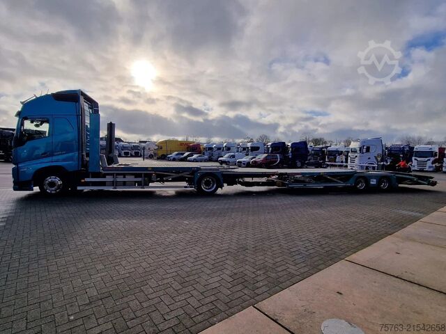 Car carrier van Volvo FH 500 Globetrotter XL Cartransporter Blyss Mod...