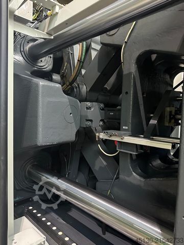 Spritzgießmaschine Sumitomo Demag Systec 350/720-2300