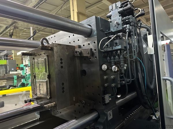 Spritzgießmaschine Sumitomo Demag Systec 350/720-2300
