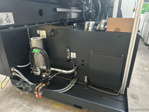Spritzgießmaschine Sumitomo Demag Demag Systec 350/720-2300