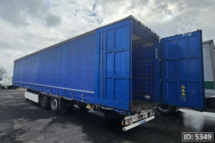 Schiebeplanen Krone SD / Disk brakes / Palletbox / Broken axle!