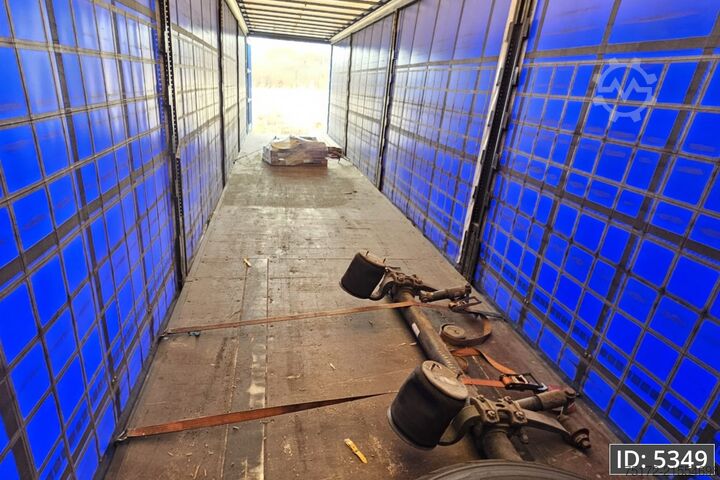 Schiebeplanen Krone SD / Disk brakes / Palletbox / Broken axle!