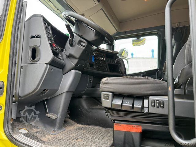 LKW mit Tankaufbau Scania R440