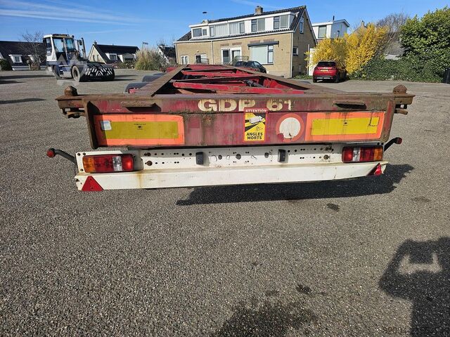 Transport von Containern TURBO,S HOET OPS/3AT/39/03BSRM | 40 FT 2 X 20 FOOT | STRAIGH...