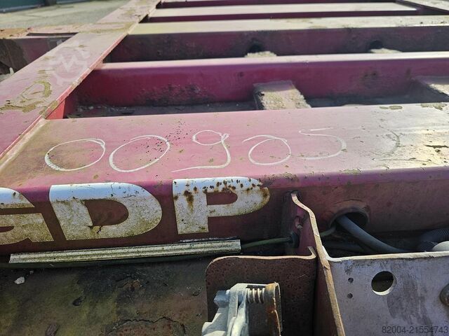 Transport von Containern TURBO,S HOET OPS/3AT/39/03BSRM | 40 FT 2 X 20 FOOT | STRAIGH...