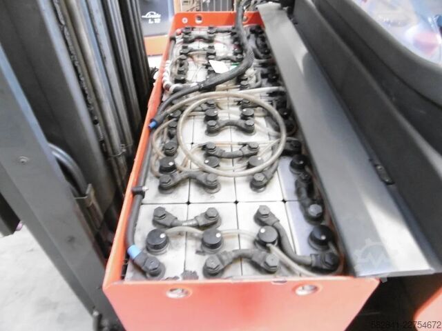 Schubmaststapler LINDE R 16 - 01