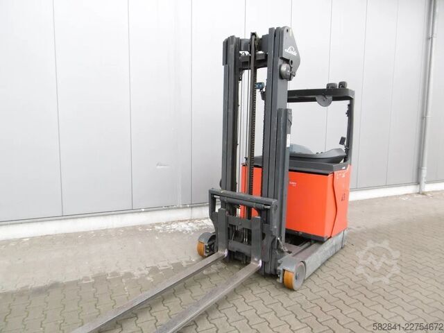 Schubmaststapler LINDE R 16 - 01