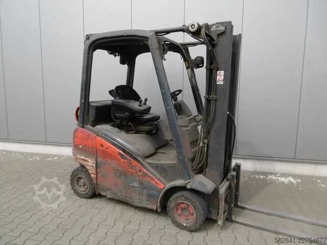 Treibgasstapler LINDE H 16 T / 391