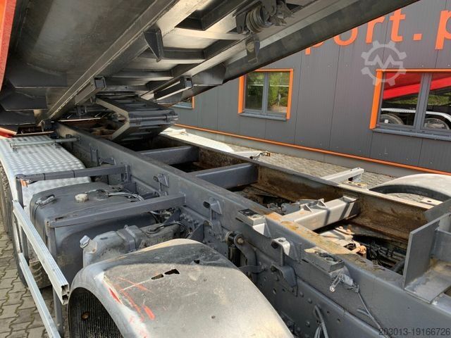 Tipper truck MERCEDES-BENZ ACTROS 4141 EURO4 8x6 Muldenkipper