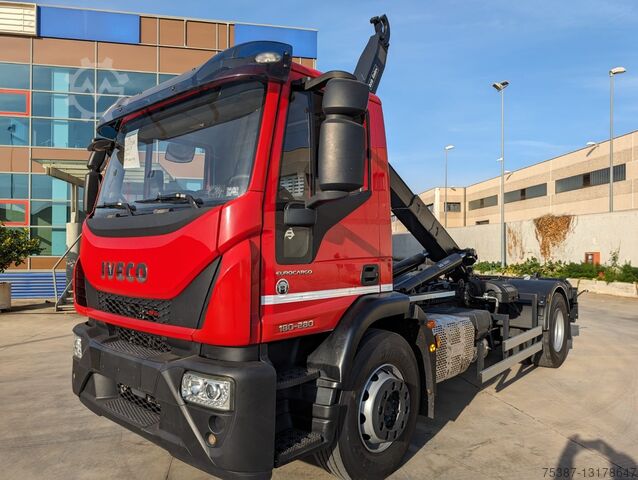 Chassis Iveco 180E28