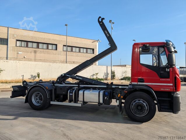 Chassis Iveco 180E28