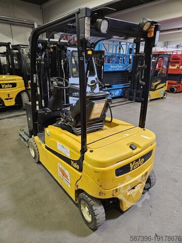 Electric 4-wheel forklift Yale ERP20VF LWB