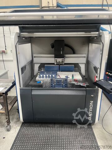 Hochgeschwindigkeitsfräsmaschine 5 x Datron M10 Pro + M8 + spare 