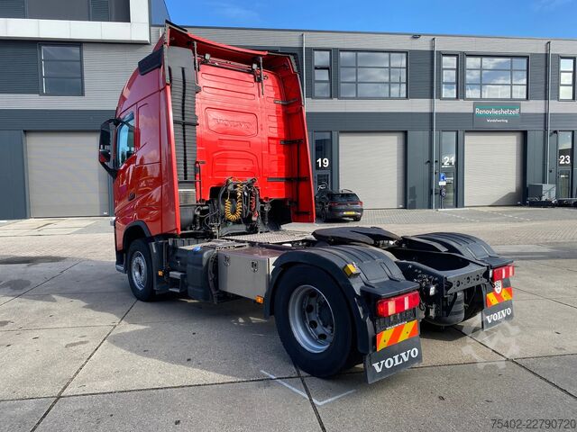 Standard tractor Volvo FH 13.420 Globetrotter / Automatic / Euro 6D / ...
