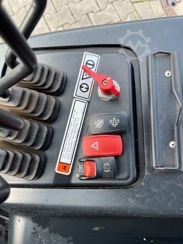 Gabelstapler Doosan D30NXS / nur 482h! / 12.2023 / SS