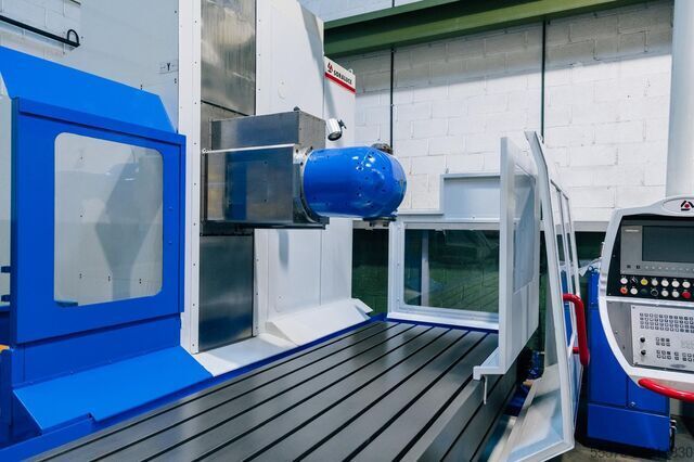 Moving column milling machine Soraluce SP-5000