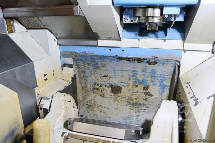 Vertikales Bearbeitungszentrum MAZAK Variaxis 200