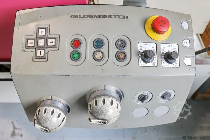 Drehmaschine - zyklengesteuert GILDEMEISTER NEF 320