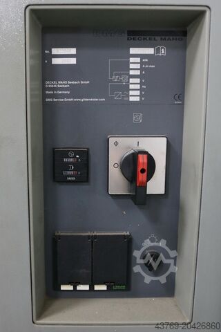 Vertikales Bearbeitungszentrum DECKEL MAHO DMF 220 linear