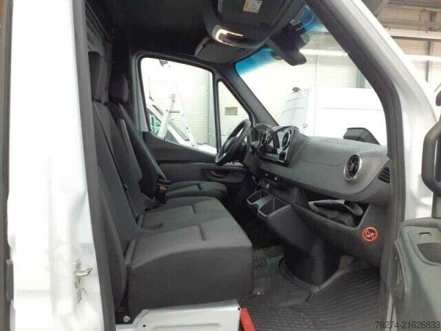 High top van Mercedes-Benz Sprinter 317 CDI Hochdach L2H2 Pro